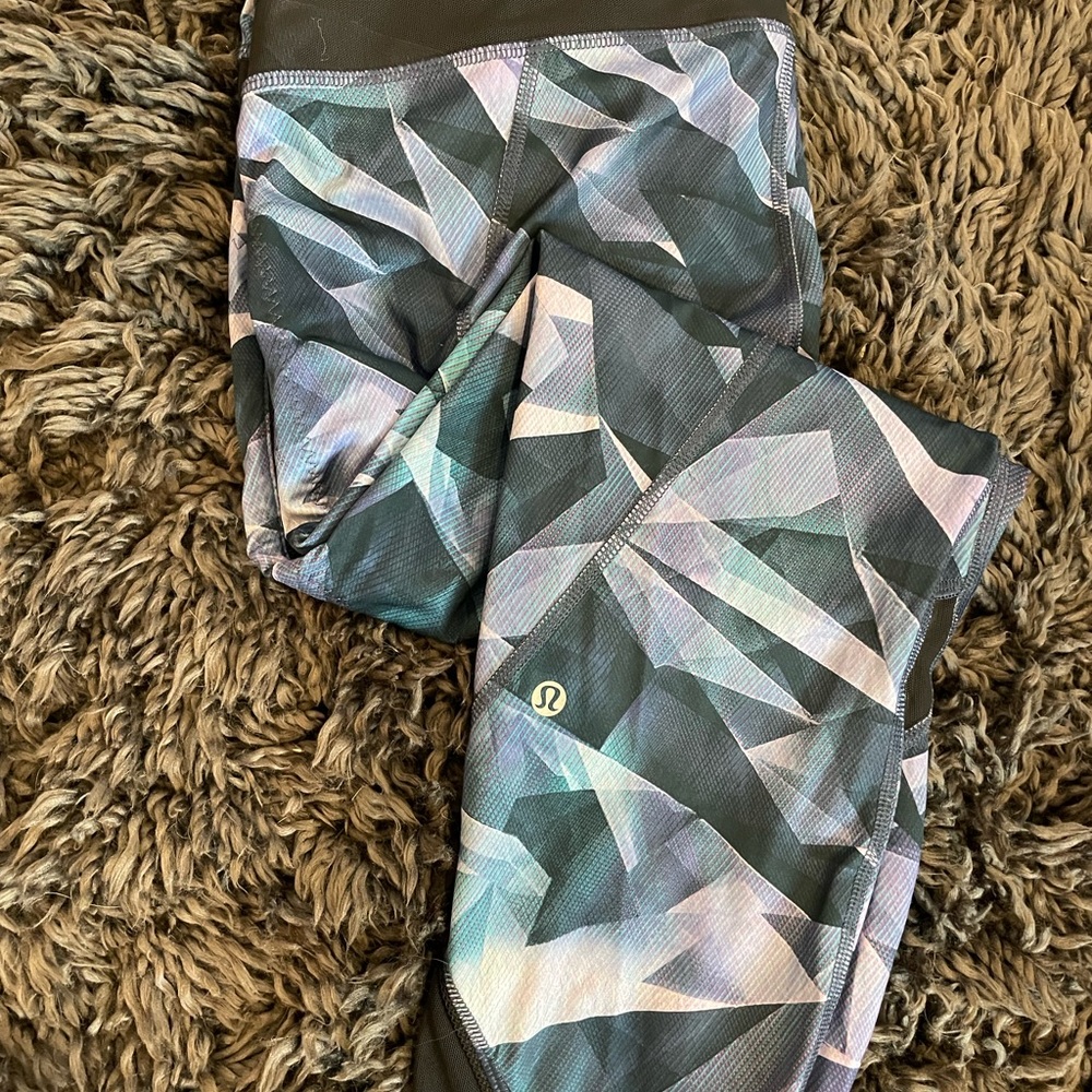 Lululemon leggings size 12